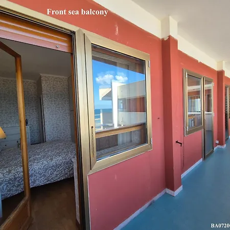 Front - 3 Bedrooms * 바리