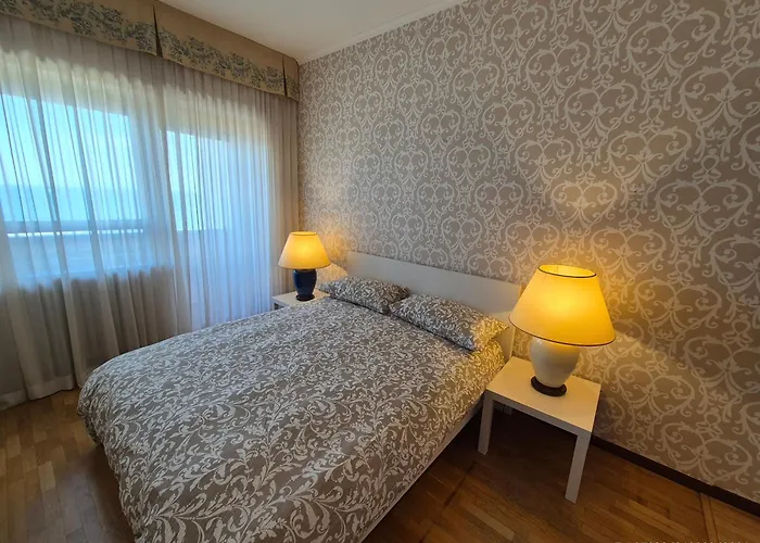 Lejlighed Front - 3 Bedrooms Bari