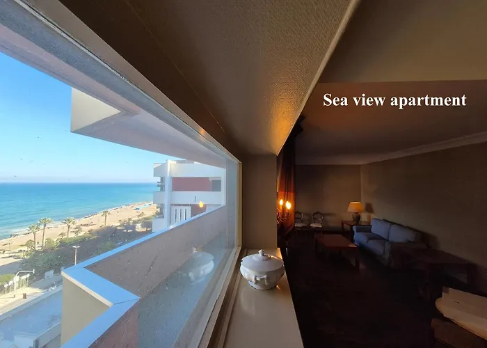 Lejlighed Front - 3 Bedrooms