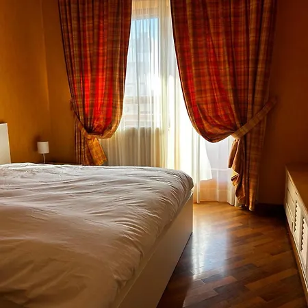 公寓 Front - 3 Bedrooms *